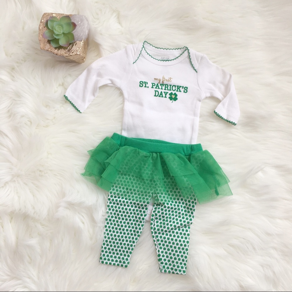 EUC. First St. Patrick’s Day Outfit Carter’s